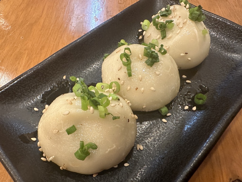 熱々肉汁餃子あじくら