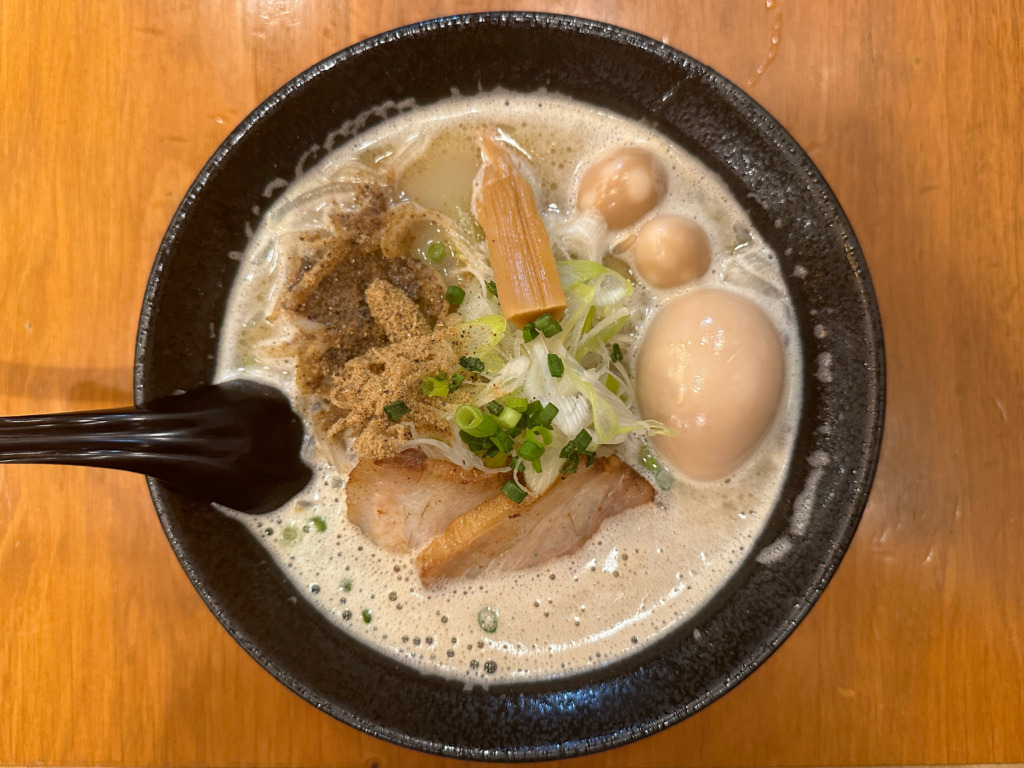 熱々肉汁餃子あじくら