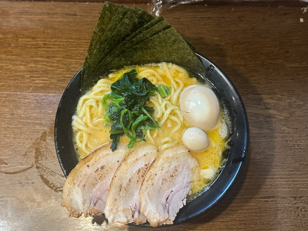 濃厚豚骨ラーメン 濱虎家